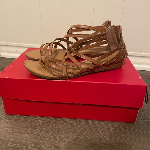 Carlos by Carlos Santana Sandals - Picture 3 of 8